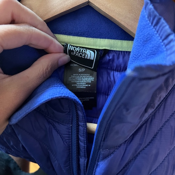 Purple North Face Puffer Vest - Picture 2 of 3